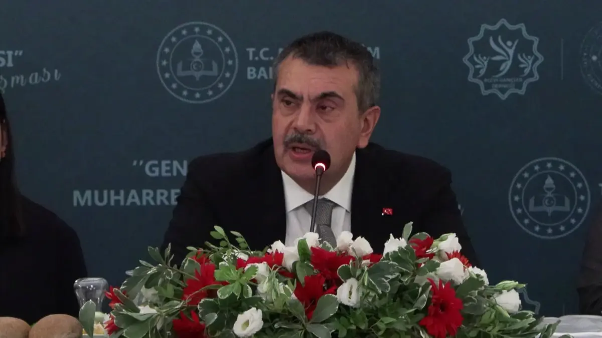 Bakan Tekin: İnançlar Zenginliği Artırır