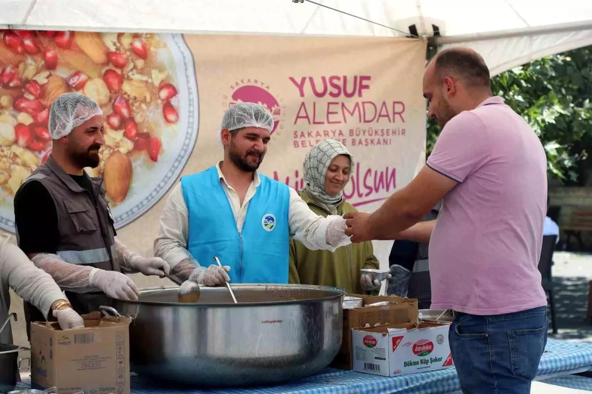 Sakarya\'da Aşure İkramları Başladı