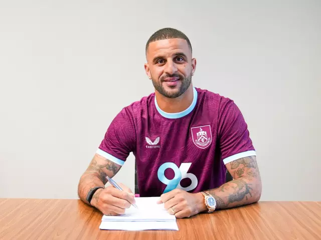 Fenerbahçe istiyordu! Kyle Walker 2 yıllık imzayı attı