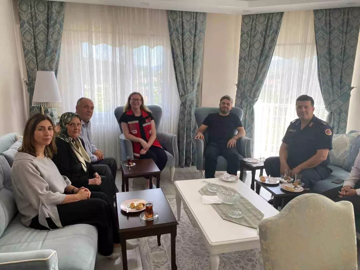 Bilecik\'te Şehit Aileleri ve Gaziler Ziyaret Edildi