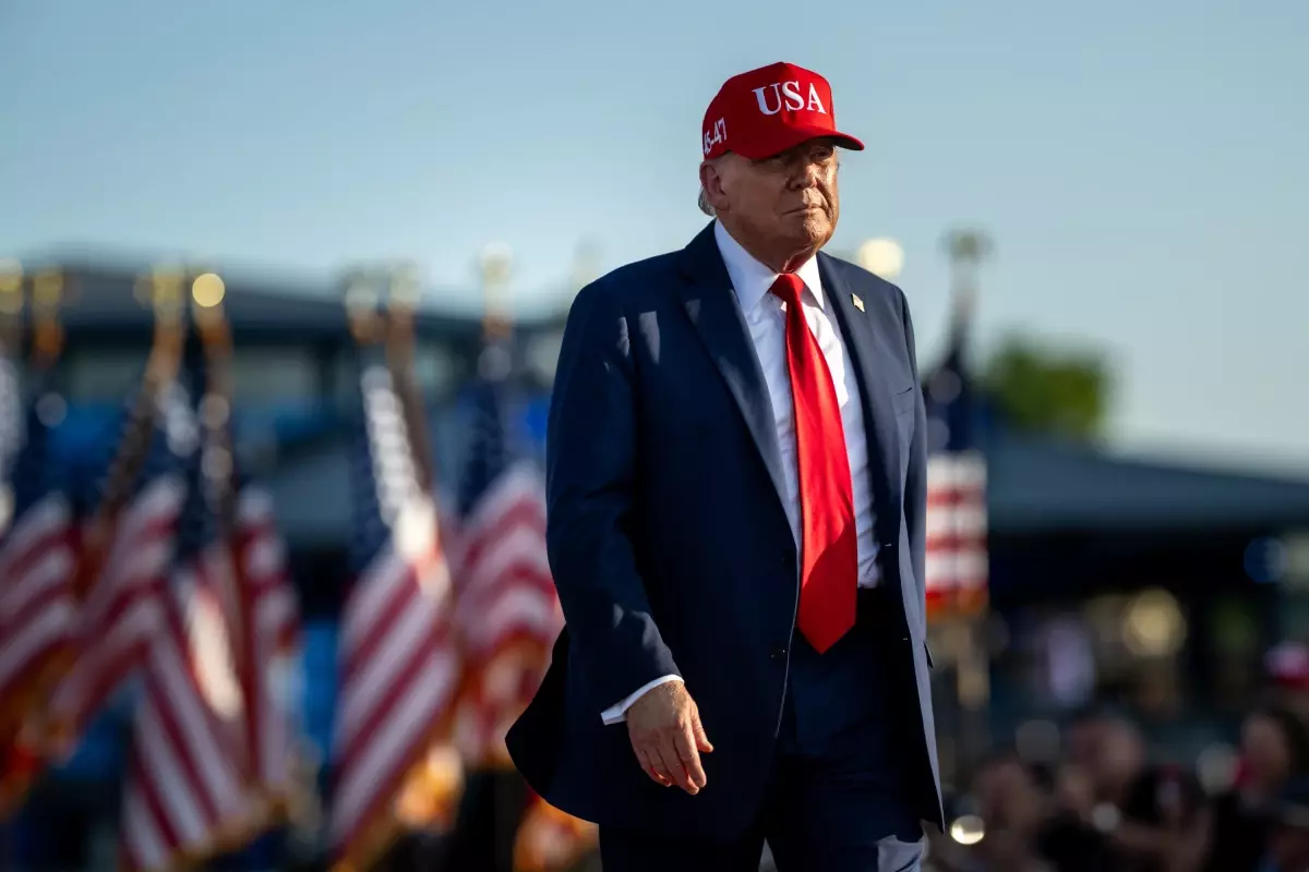 Trump ve Zelenskiy\'den Kritik Telefon Görüşmesi