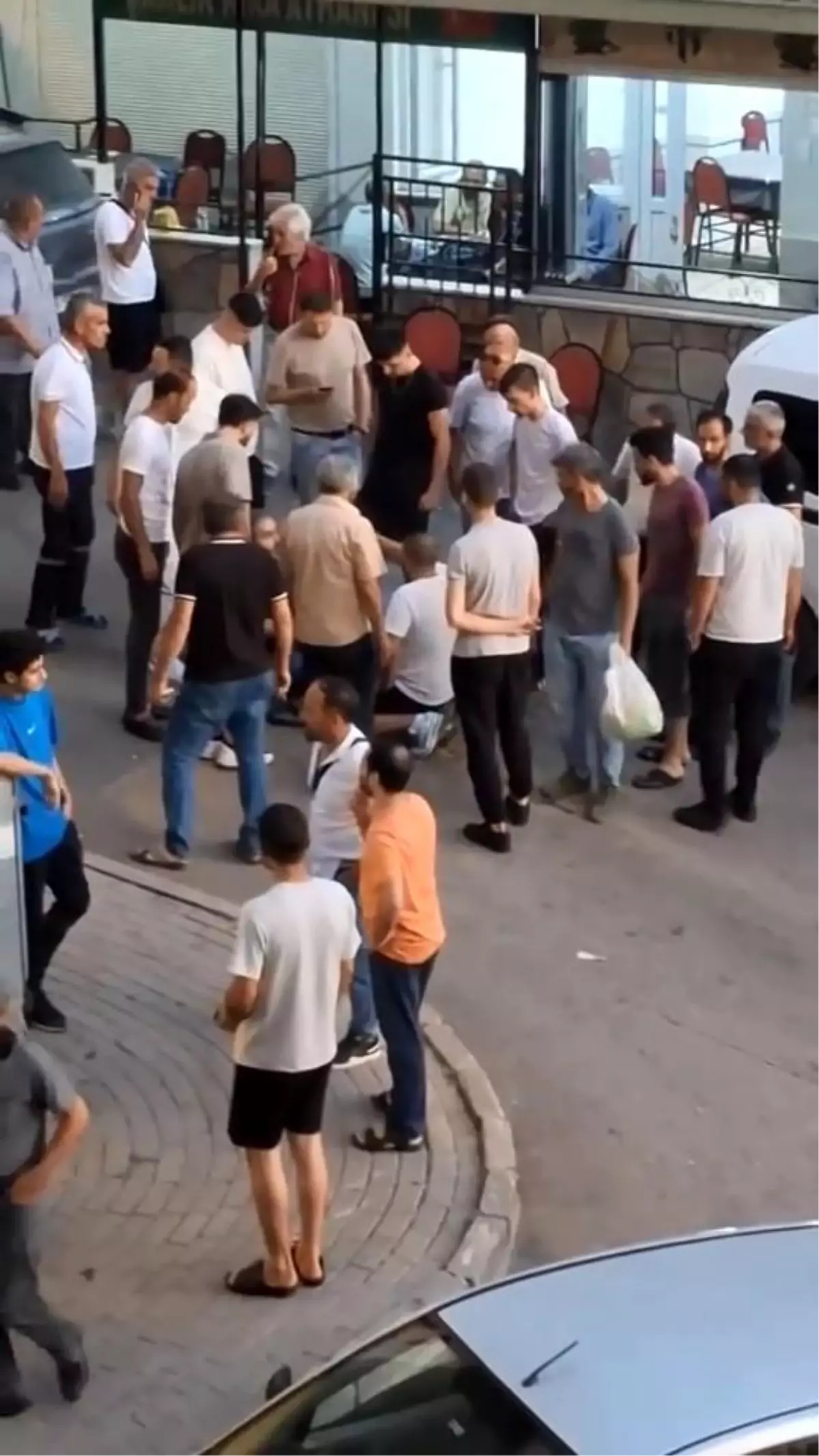 Bursa\'da Amca-Yeğen Tartışması Kanlı Bitti
