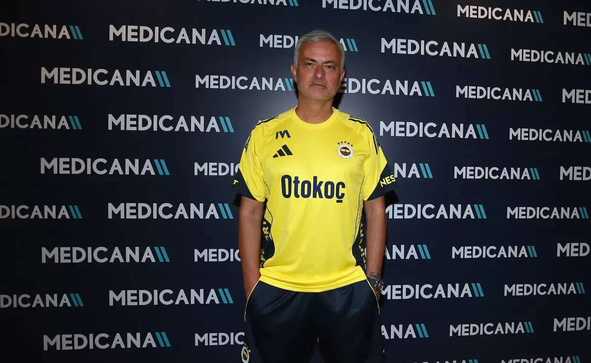 Fenerbahçe\'de Sağlık Kontrolleri Başladı