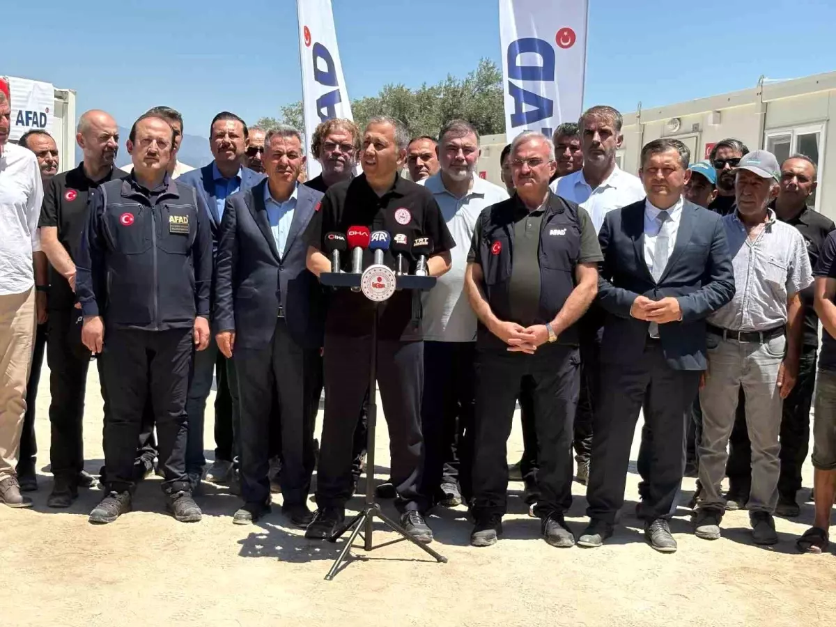 Yerlikaya: Yangından etkilenenlere 30 milyon lira
