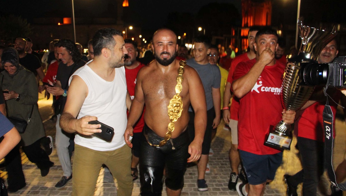 Orhan Okulu Kırkpınar\'ın Başpehlivanı