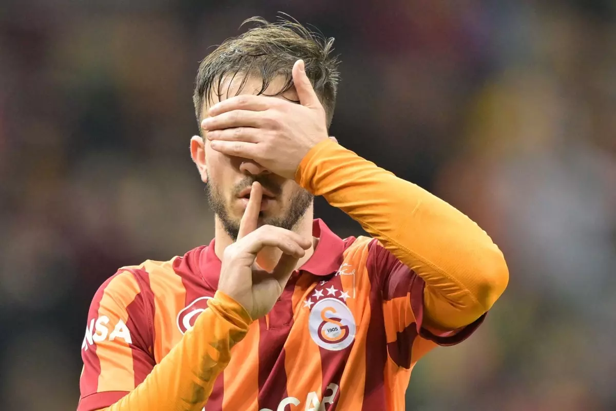 Galatasaray\'da ayrılık yakın! Halil Dervişoğlu\'nun yeni takımı belli oldu