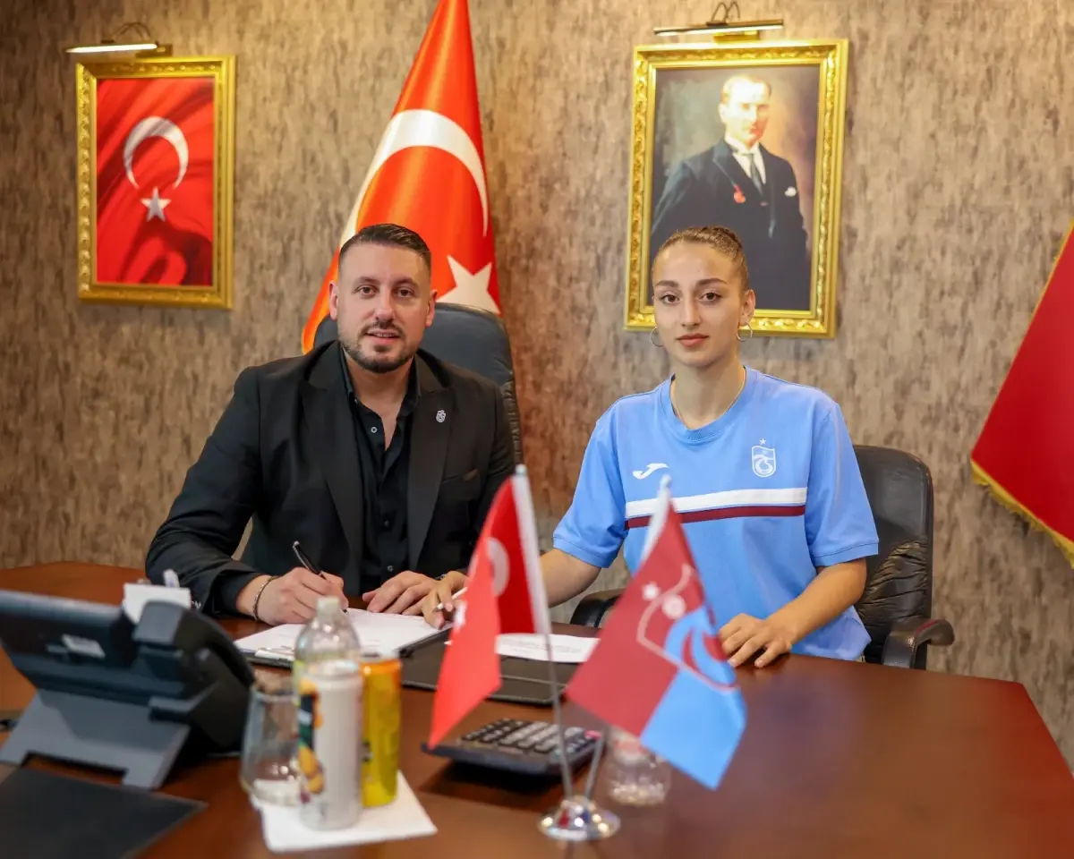 Dilara Sak Trabzonspor\'a Katıldı