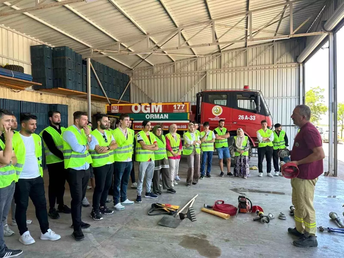 AK Gençlik, Yangın Eğitimi Aldı