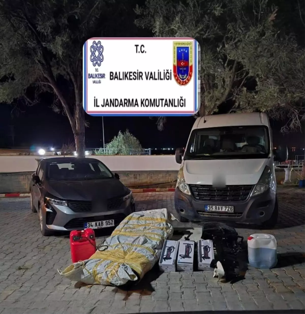 Ayvalık\'ta Düzensiz Göçmen Operasyonu