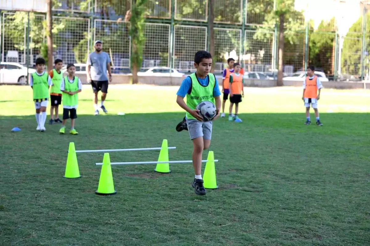 Aydın'da Yaz Tatili Spor Şöleni: Çocuklar İçin Eğlence ve Becerileri Geliştirme Fırsatı!