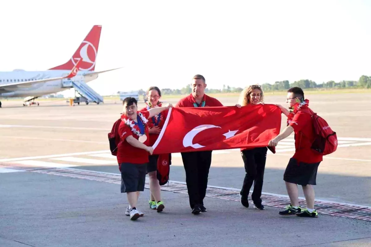 Canik İlçesi\'nin Sporcuları Avrupa Şampiyonu Oldu