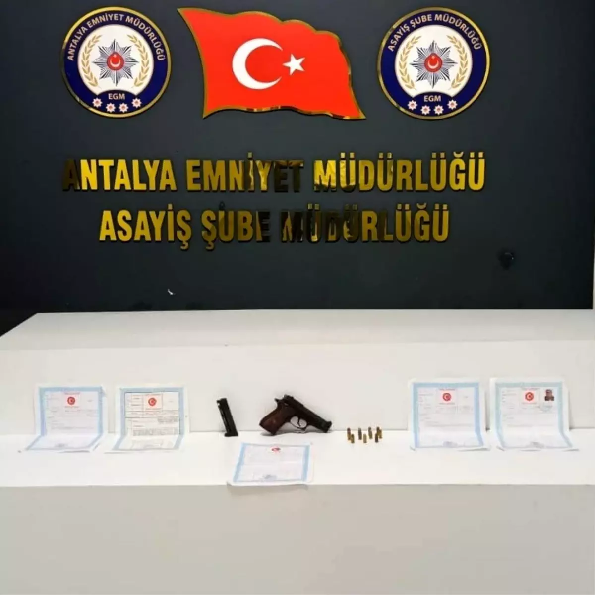Antalya\'da Ev Hırsızlığı: 2 Tutuklama