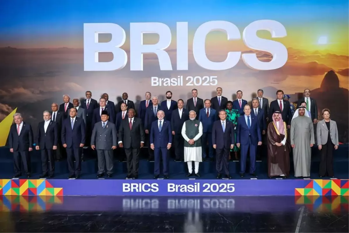 Li Qiang\'dan BRICS Zirvesi\'nde Ekonomik İşbirliği Çağrısı