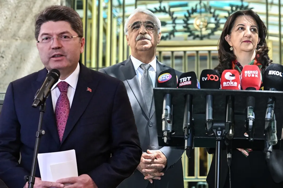 İmralı heyeti ile Adalet Bakanı Yılmaz Tunç arasındaki görüşme ertelendi