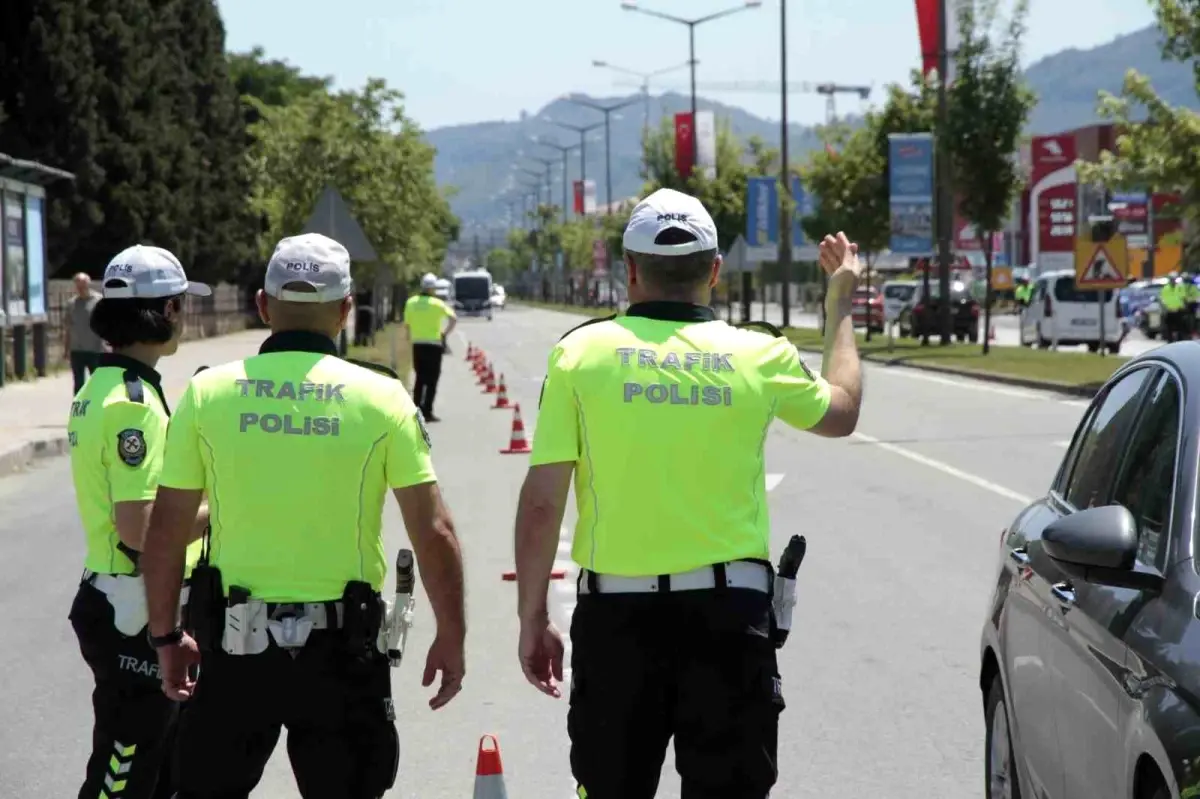 Ordu\'da Trafik Denetimleri: 15 Bin Araç Kontrol Edildi