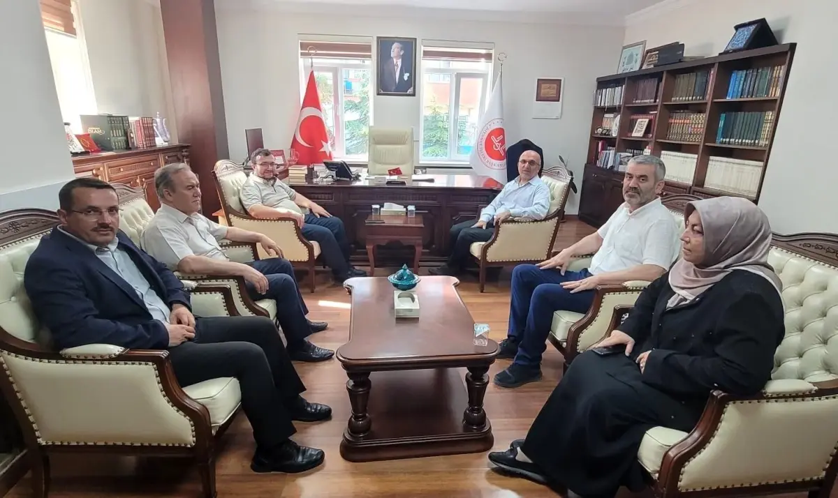 Diyanet\'ten Hac Daire Başkanı Ziyareti