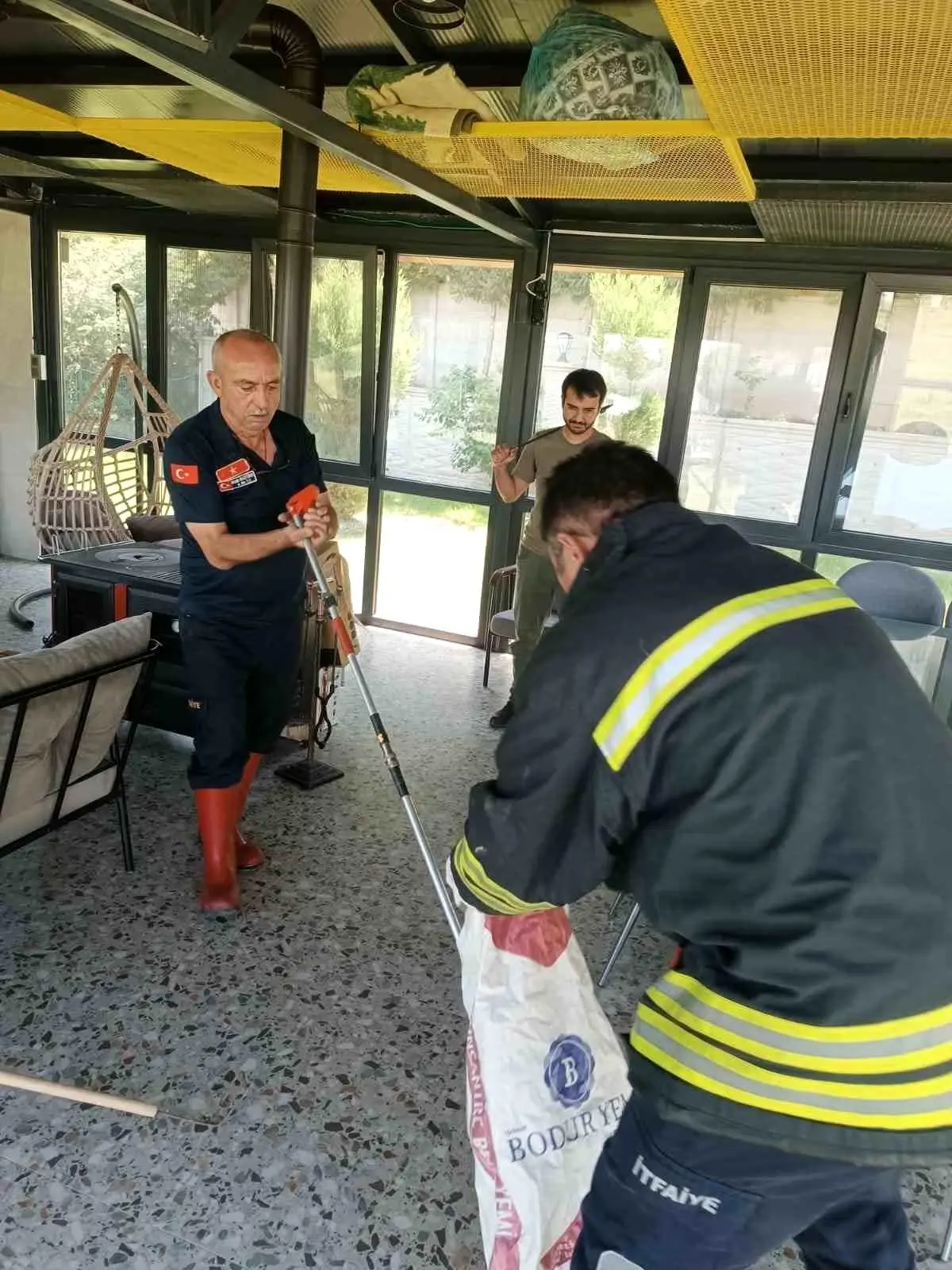 Afyonkarahisar\'da Yılan Görüntüleri Endişe Yarattı