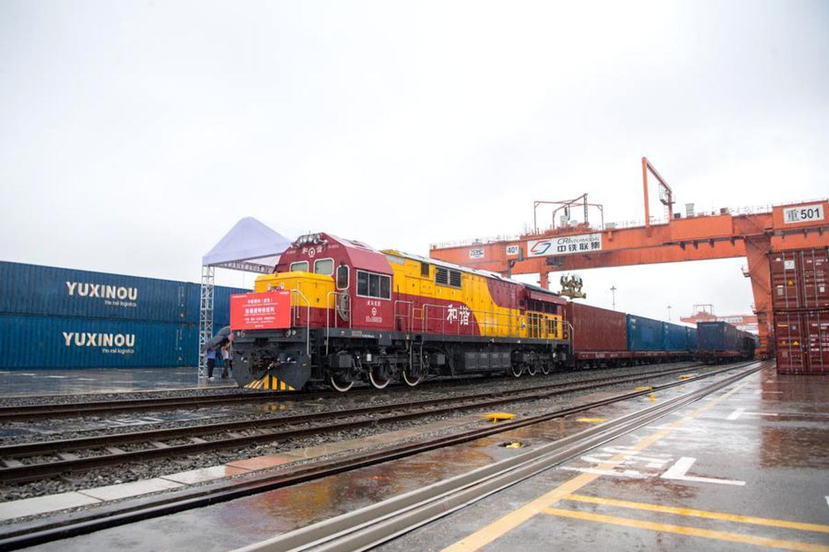 Çin-Avrupa Yük Treni Seferleri Başladı