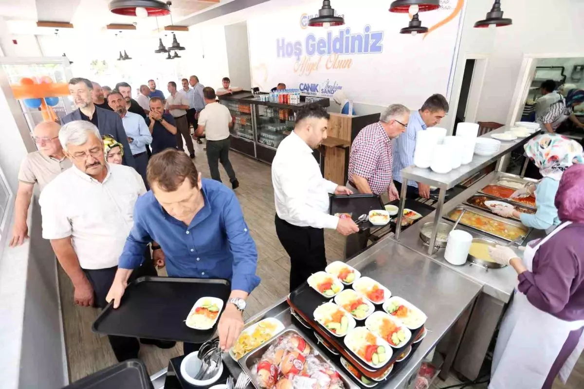 Can Sofrası\'yla Sağlıklı Yemek Hizmeti Devam Ediyor
