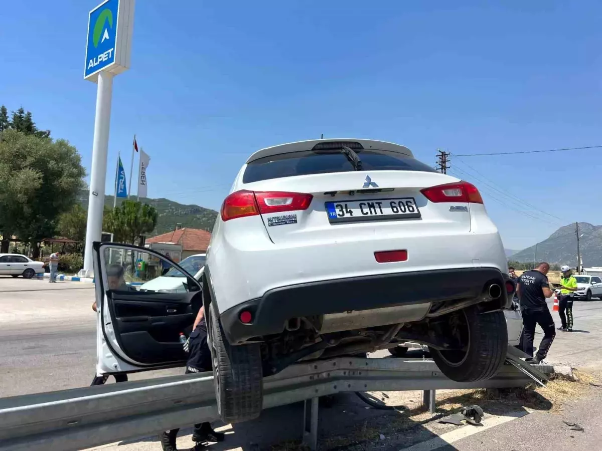 Burdur-Antalya Karayolu\'nda Kaza: 5 Yaralı
