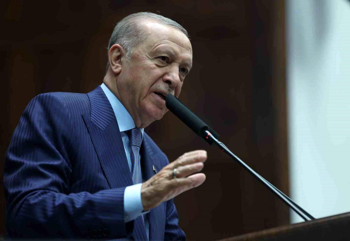 Cumhurbaşkanı Erdoğan: "Bunlar sandığı kendi iç mücadelelerinde sergiledikleri tiyatronun bir aksesuarı sanıyorlar.