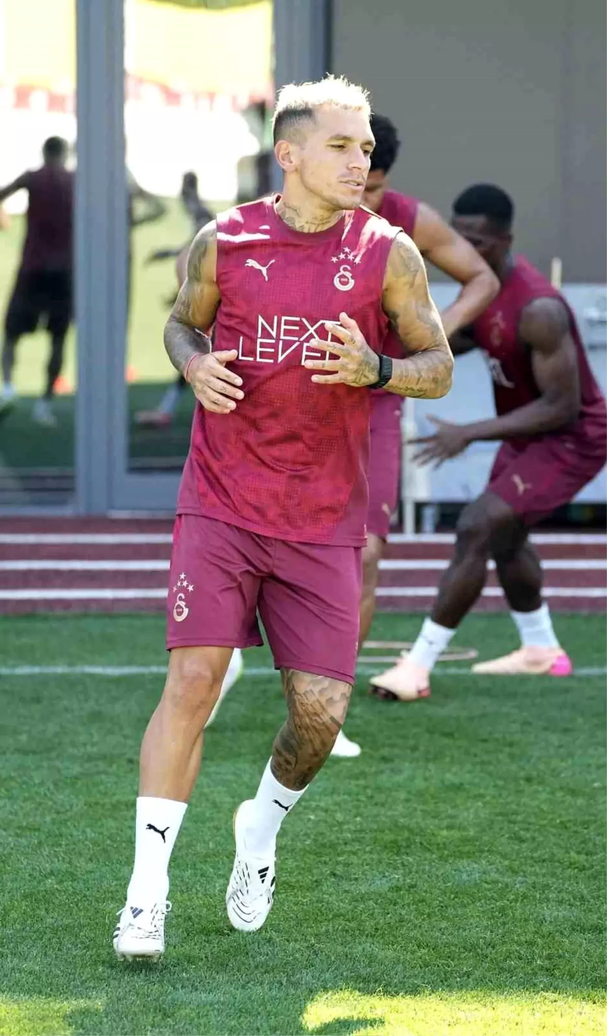 Galatasaray Antrenmanlarına Devam Ediyor