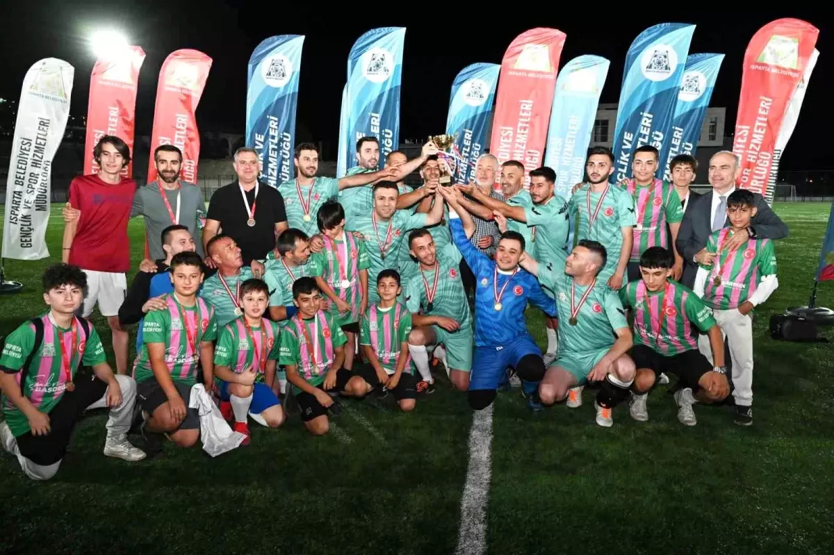 Isparta\'da 2025 Müdürlükler Arası Futbol Kupası Turnuvası Sonuçlandı