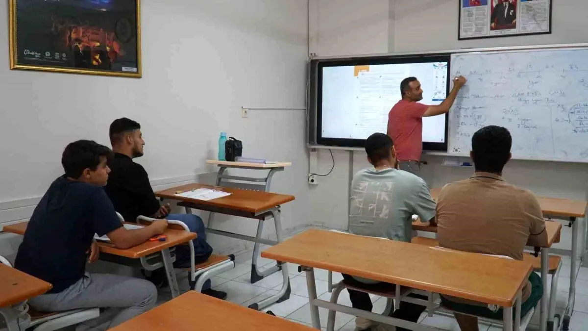 Haliliye Belediyesi\'nden Ücretsiz Yaz Kursu ile Gençlere Destek