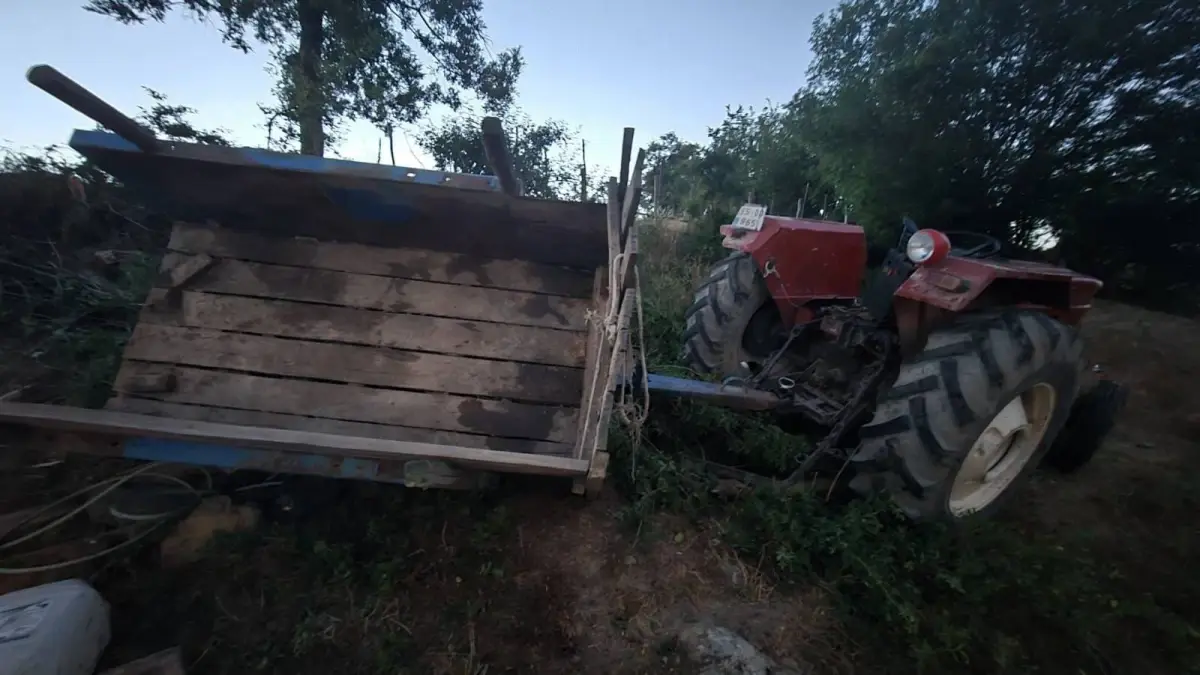Samsun\'da Traktör Devrildi: 1 Yaralı