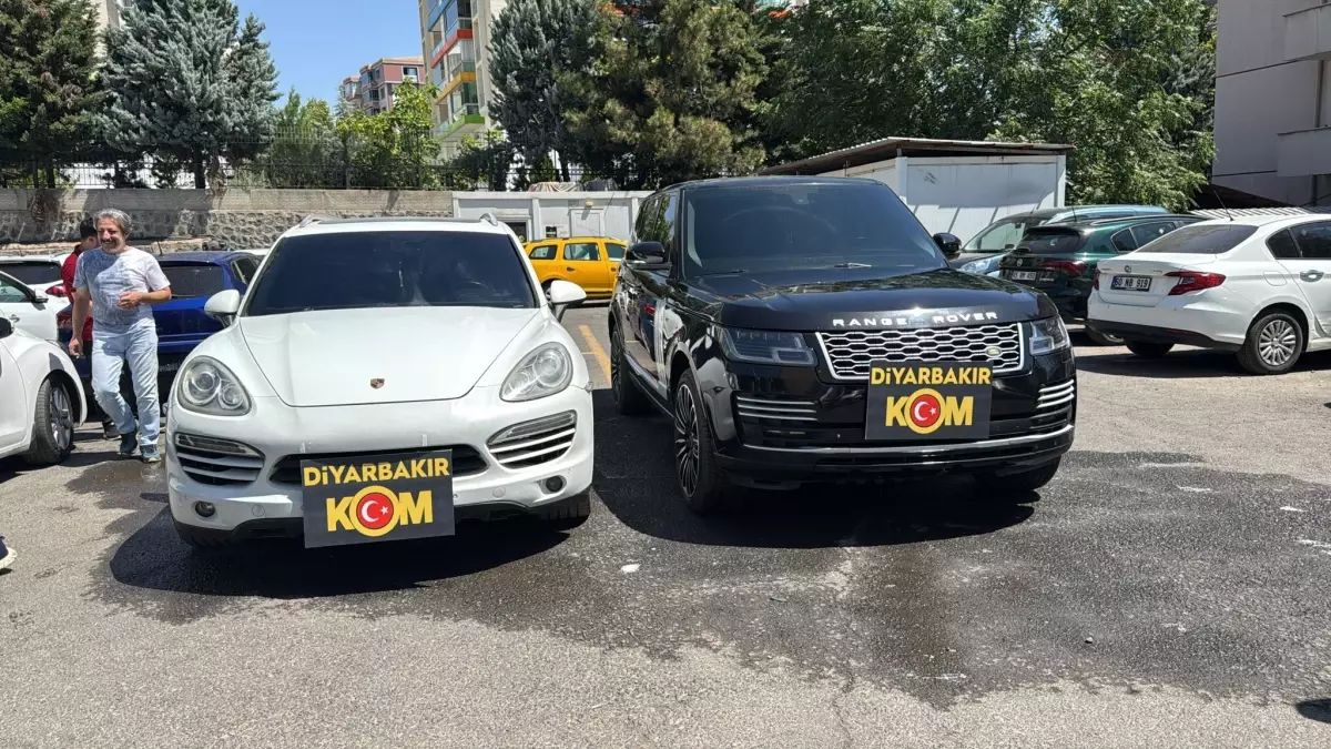 Diyarbakır\'da Lüks Araç Kaçakçılığı Operasyonu