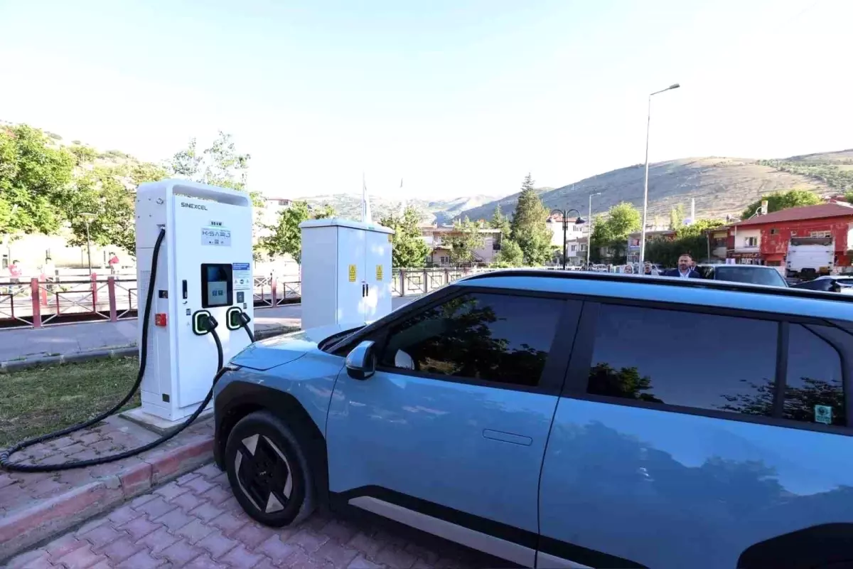 Kayseri\'de Elektrikli Araç Şarj İstasyonları Yaygınlaşıyor