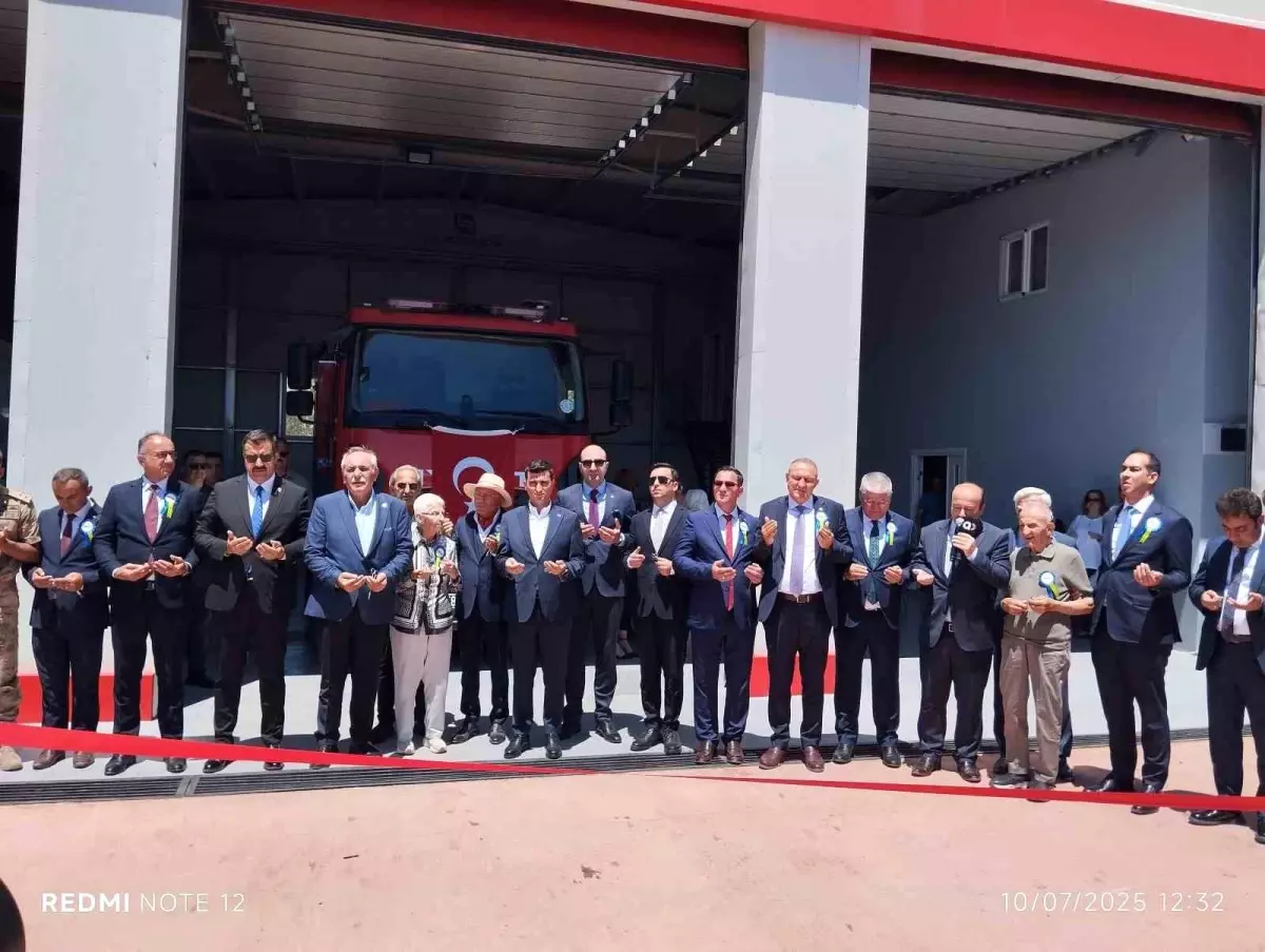 Koyulhisar\'da Yeni İtfaiye Hizmet Binası Açıldı