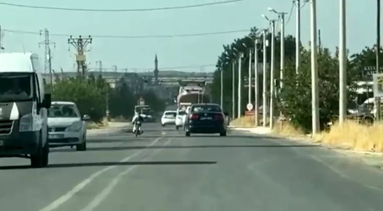 Suruç\'ta Tehlikeli Motosiklet Sürüşü