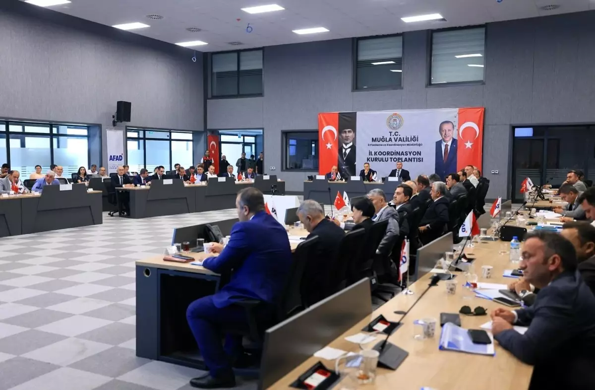 Muğla\'da Kamu Yatırımları Toplantısı