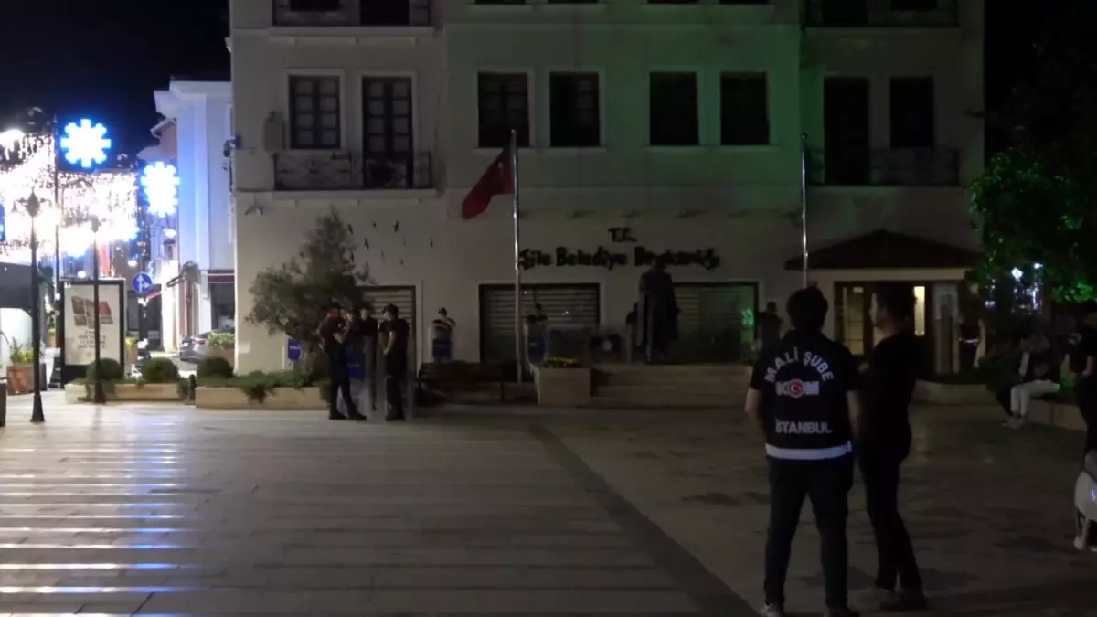 Şile Belediyesi\'ne Operasyon