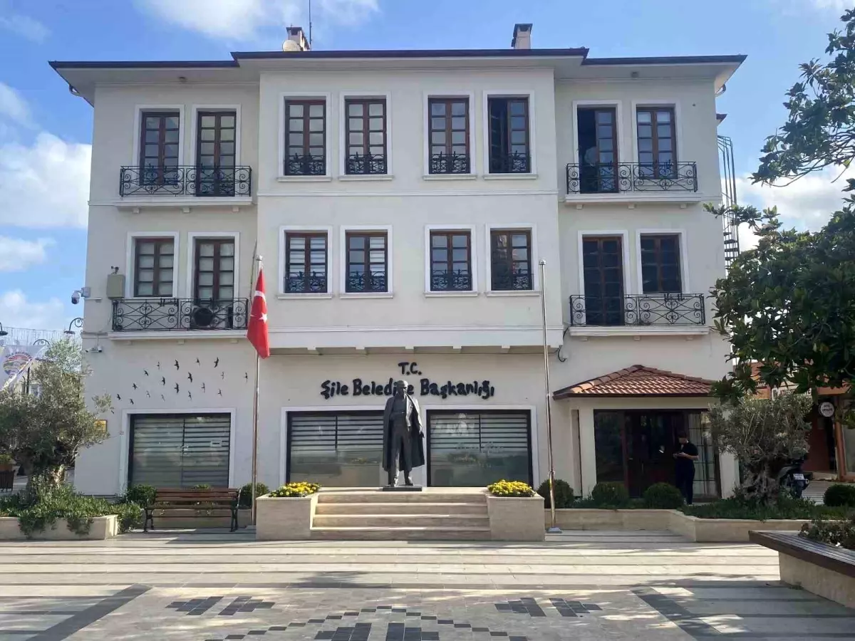 Şile Belediyesi\'nde Gözaltılar