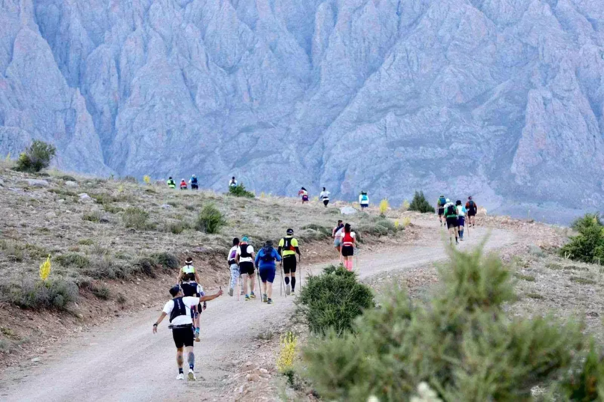Aladağlar Epic Trail Koşusu Niğde\'de Başlıyor