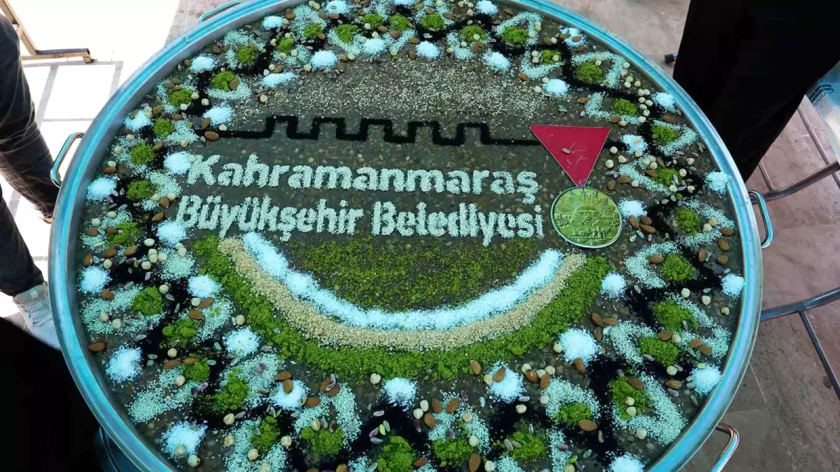 Kahramanmaraş\'ta Geleneksel Aşure İkramı