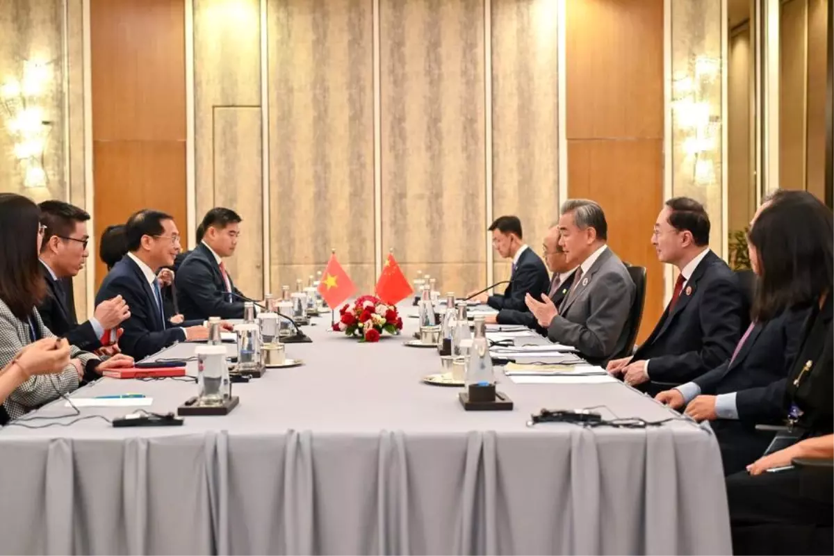 Çin ve Vietnam Ortak Gelecek İçin Birlikte Çalışacak