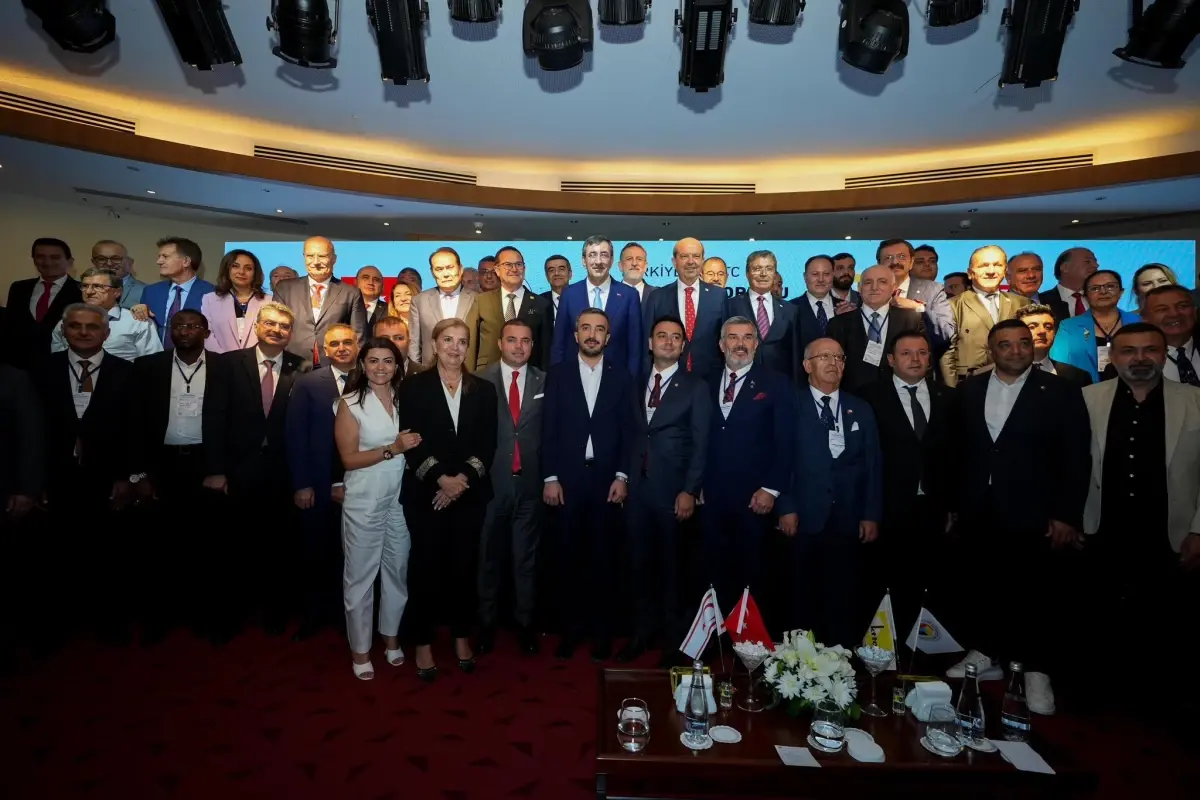 Cevdet Yılmaz, Ekonomi Konferansı\'na Katıldı