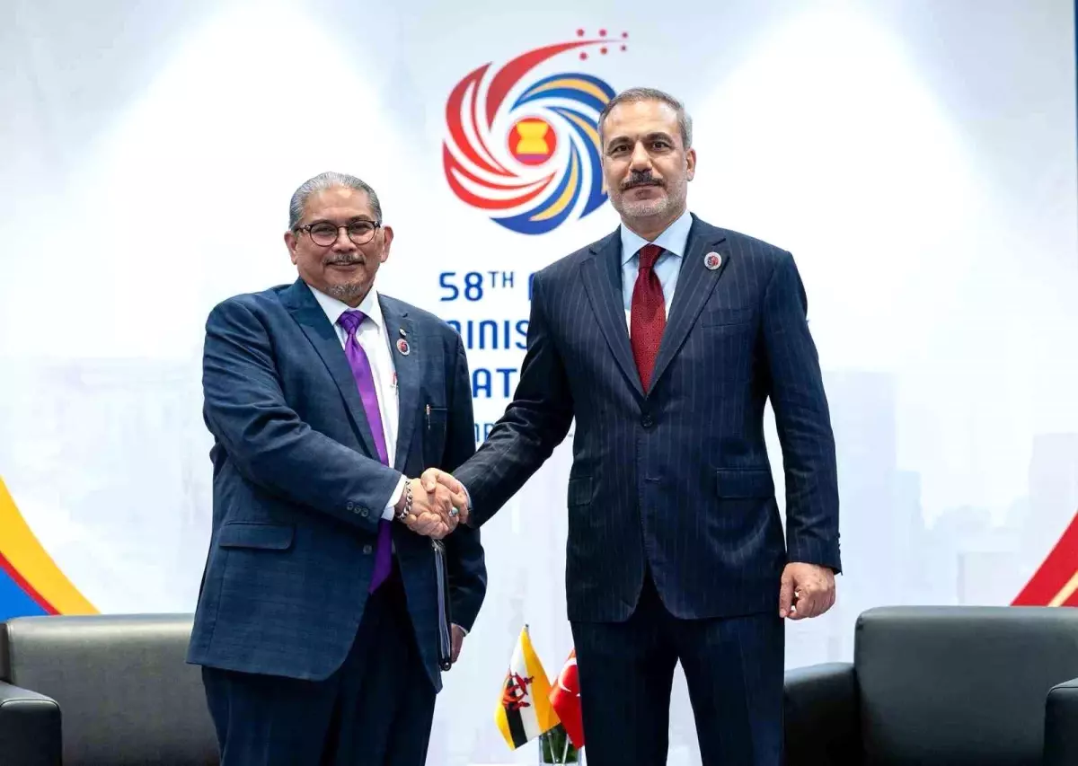 Hakan Fidan, Malezya\'da ASEAN Toplantısında