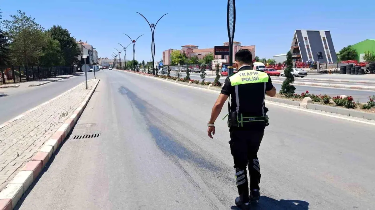 Karaman\'da Yağ Dökülmesi Sonucu Motosiklet Kazası