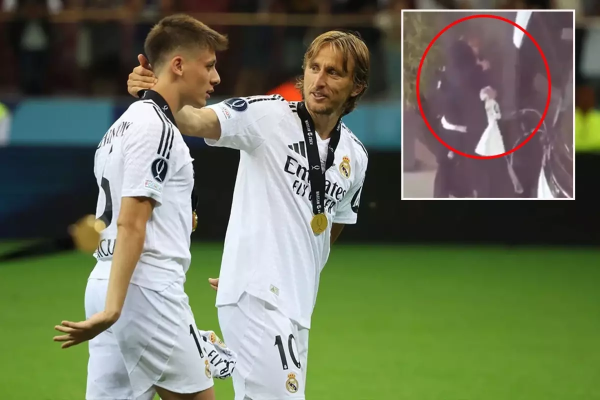 İki yıldız arasında duygusal veda! Modric Arda\'ya bakın ne verdi
