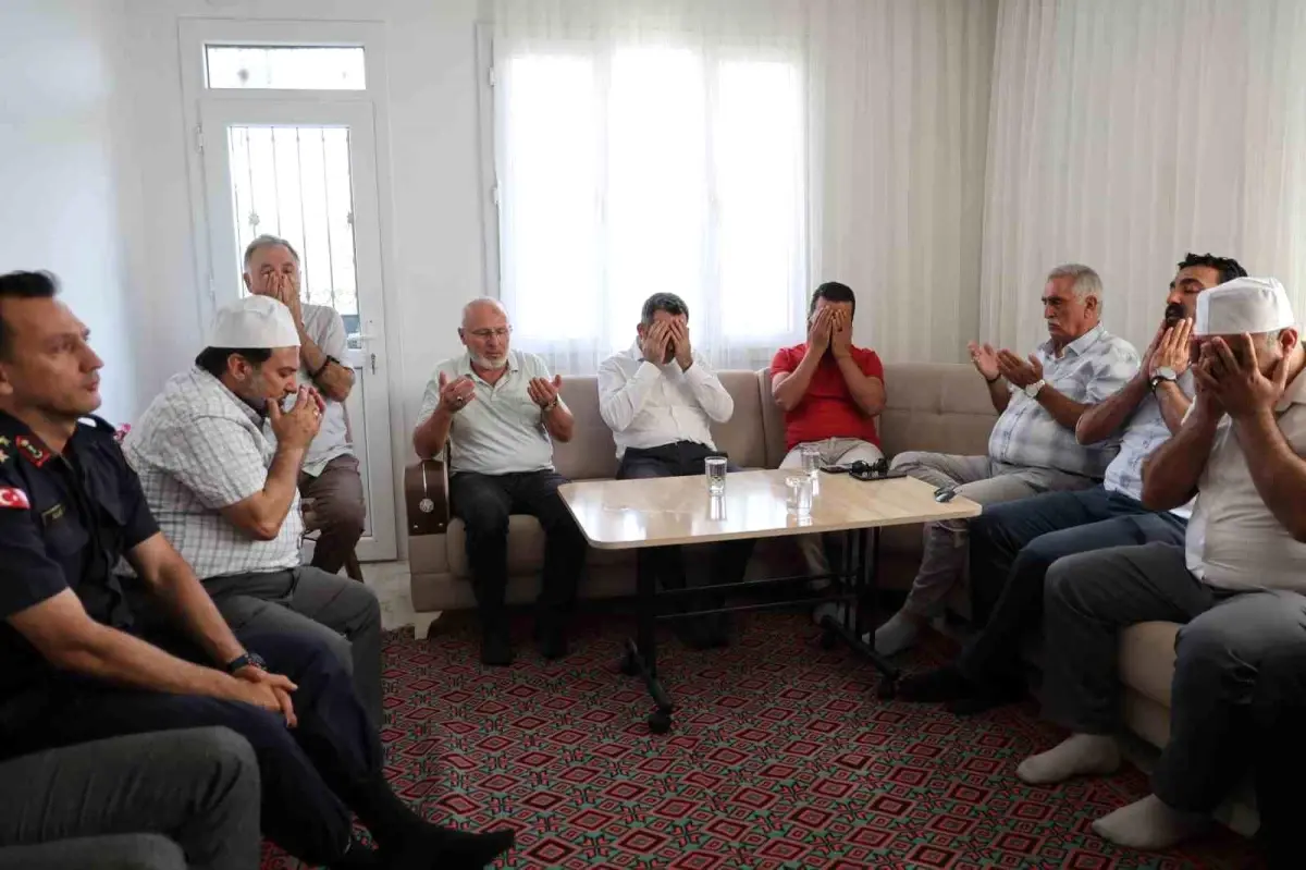 Şehit Murat Özkozanoğlu, şahadetinin 14\'üncü yılında dualarla anıldı