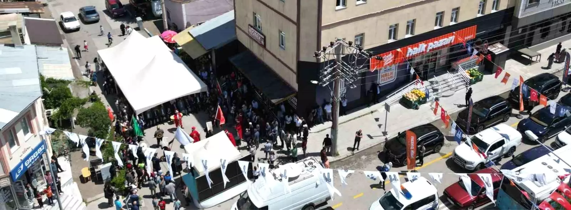 Ucuz ve ekonomik alışverişin adresi halk pazarı dördüncü şubesini sanayide açtı