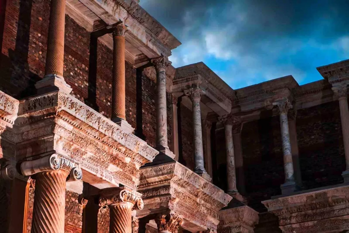 Sardes ve Bintepeler UNESCO Dünya Mirası oldu