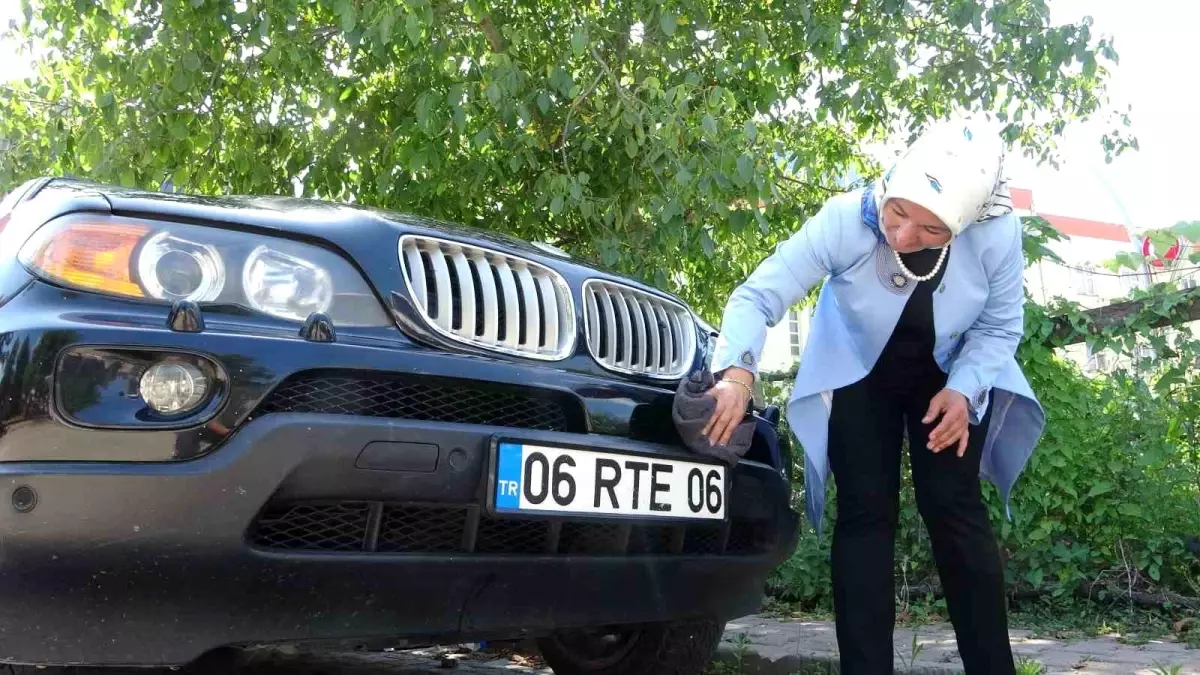 Bu araç yolda göreni şaşırtıyor: 06 RTE 06 Giresun\'da