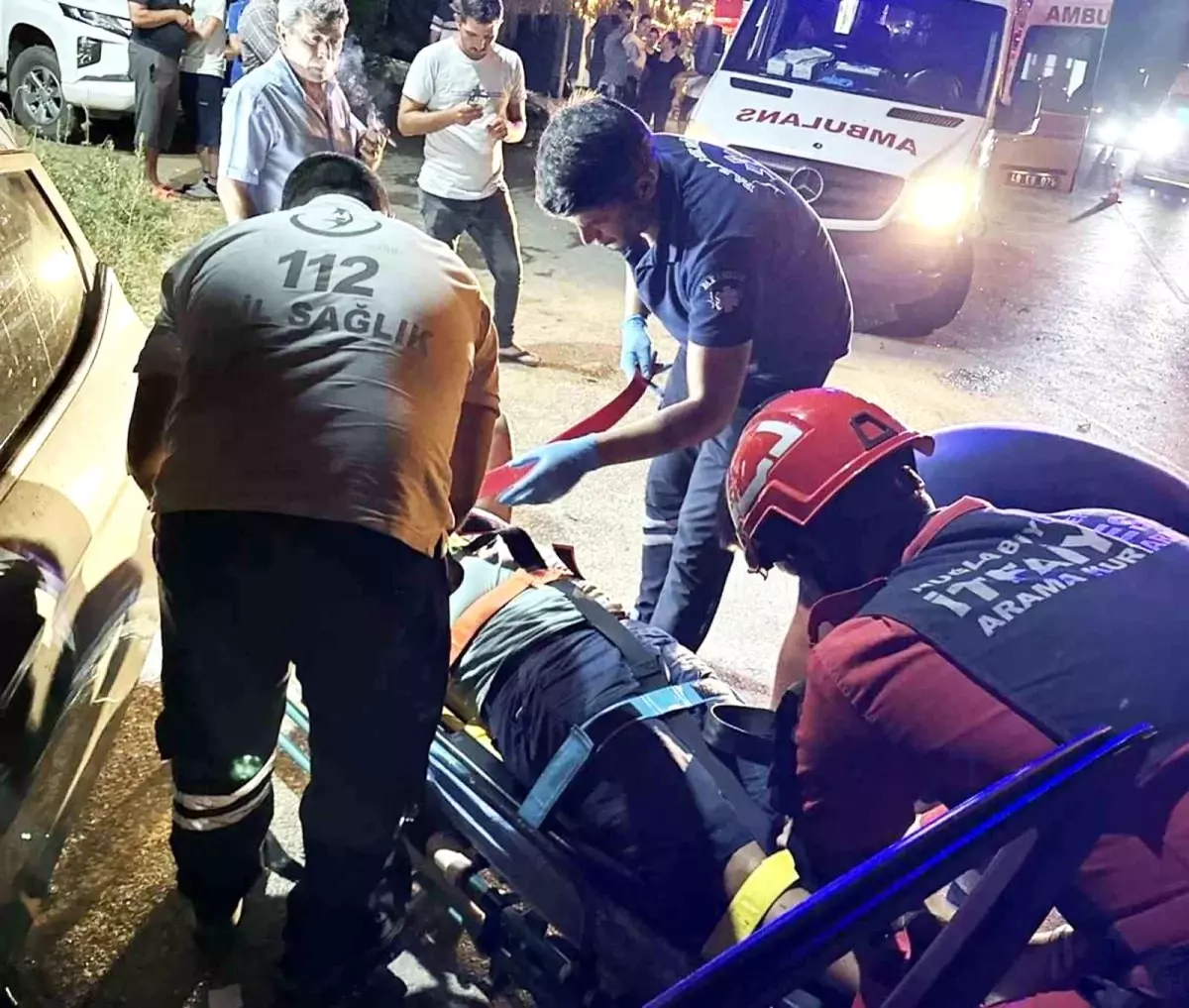 Köyceğiz'de trafik kazası sonucu 3 kişi ağır yaralandı.
