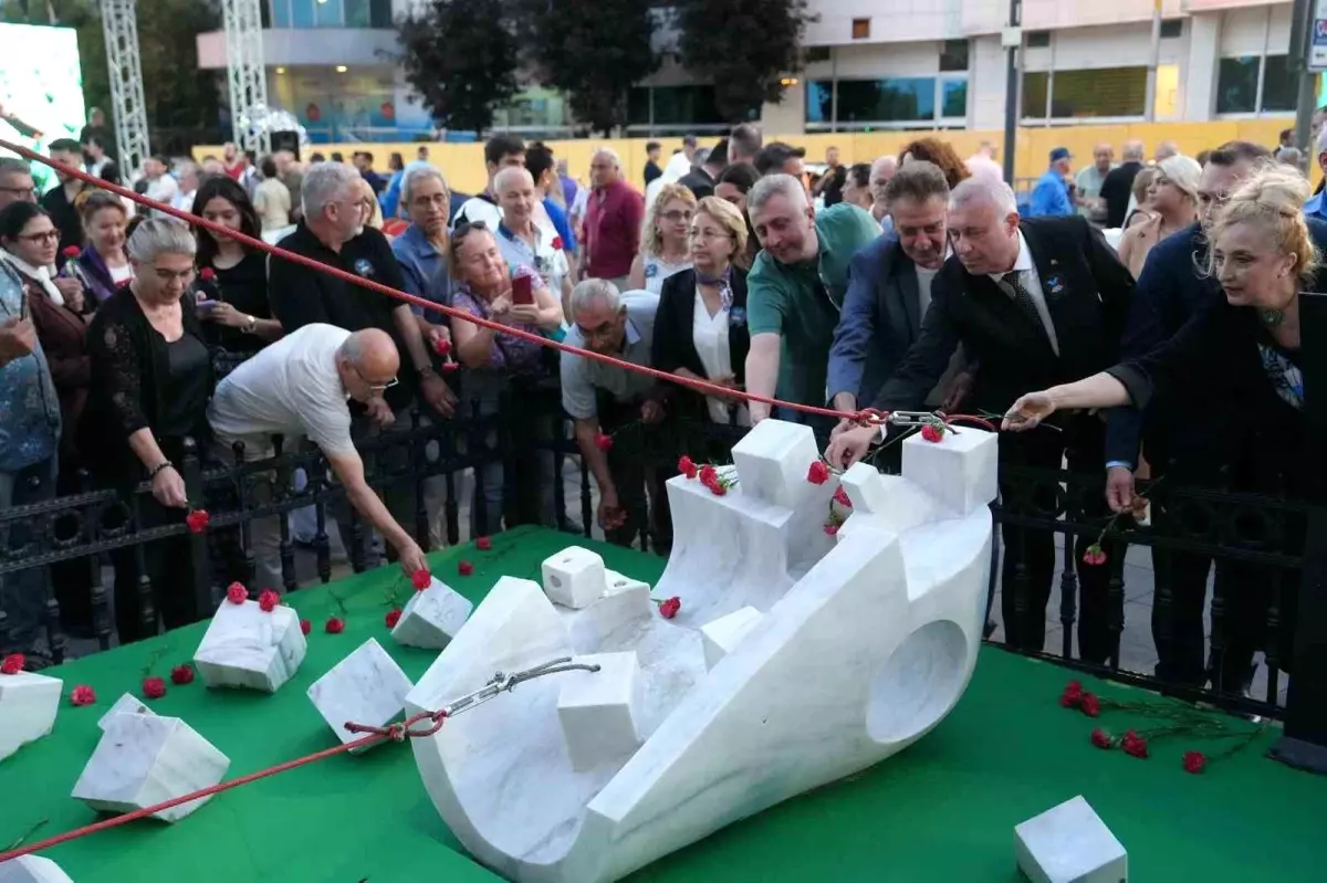 Srebrenitsa Soykırımı\'nın 30. Yıldönümü Anması