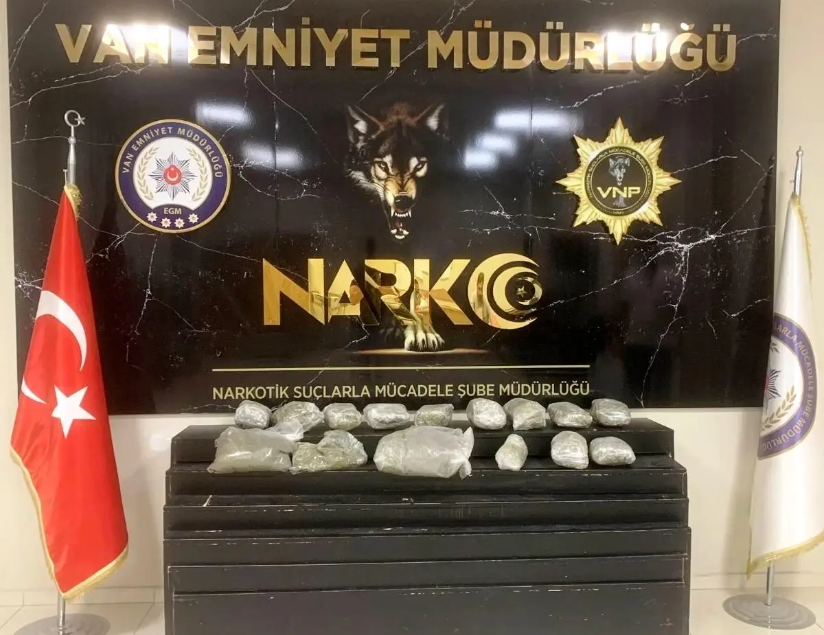 Van\'da 10 kilo skunk ele geçirildi